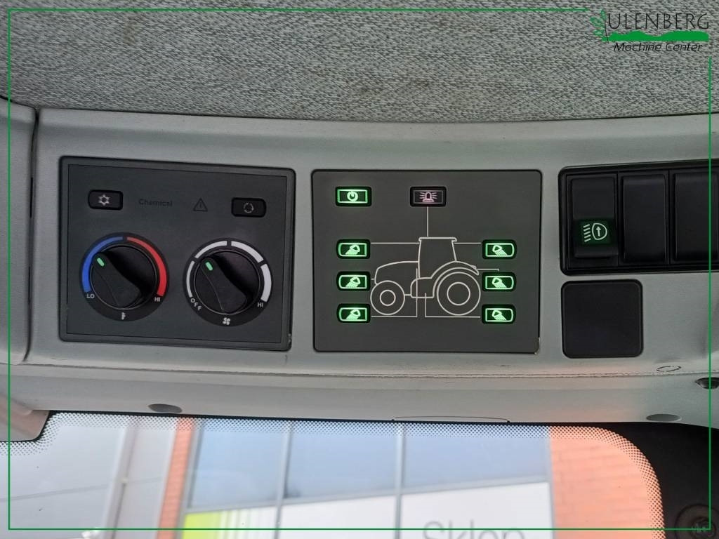 Трактор Claas Axion 850: фото 11