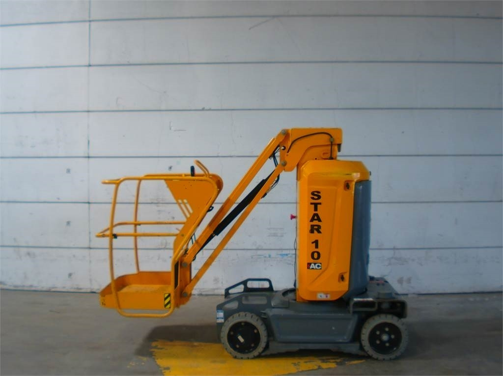 Haulotte STAR 10 - Вертикальный мачтовый подъемник: фото 1 Haulotte STAR 10 - Вертикальный мачтовый подъемник: фото 1