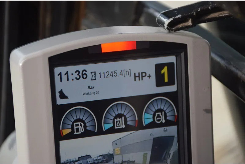 Гусеничный экскаватор Caterpillar 323E-stock id2: фото 14 Гусеничный экскаватор Caterpillar 323E-stock id2: фото 14