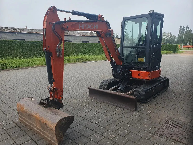 Hitachi ZX33U -5A -CLR - Мини-экскаватор: фото 2 Hitachi ZX33U -5A -CLR - Мини-экскаватор: фото 2