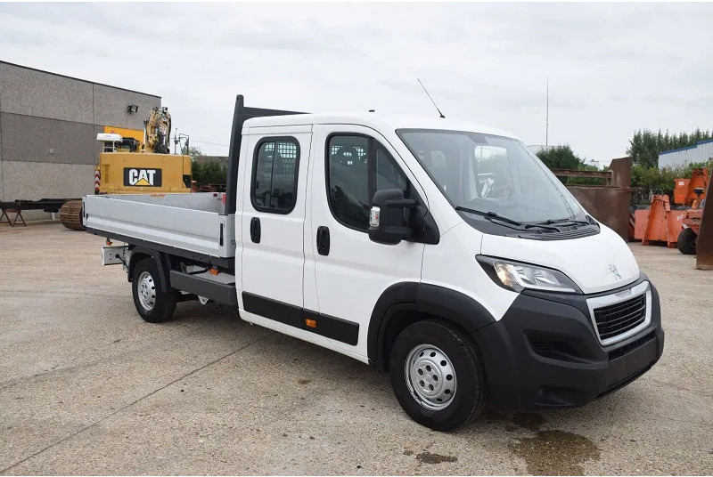 Peugeot Boxer - Малотоннажный бортовой грузовик, Грузопассажирский фургон: фото 4 Peugeot Boxer - Малотоннажный бортовой грузовик, Грузопассажирский фургон: фото 4