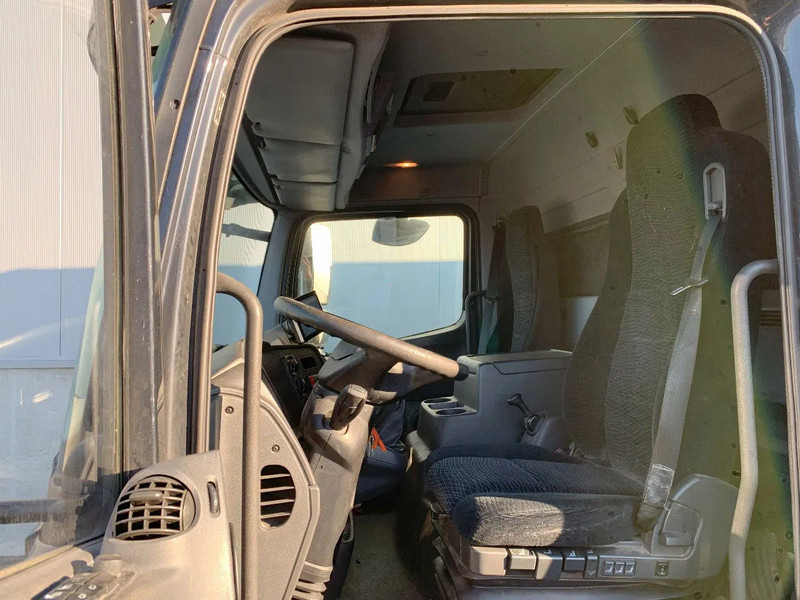 Mercedes-Benz Atego 1018 KOELING*Cruise control*Airconditioning*Geveerde bestuurdersstoel* - Грузовик с закрытым кузовом: фото 2 Mercedes-Benz Atego 1018 KOELING*Cruise control*Airconditioning*Geveerde bestuurdersstoel* - Грузовик с закрытым кузовом: фото 2