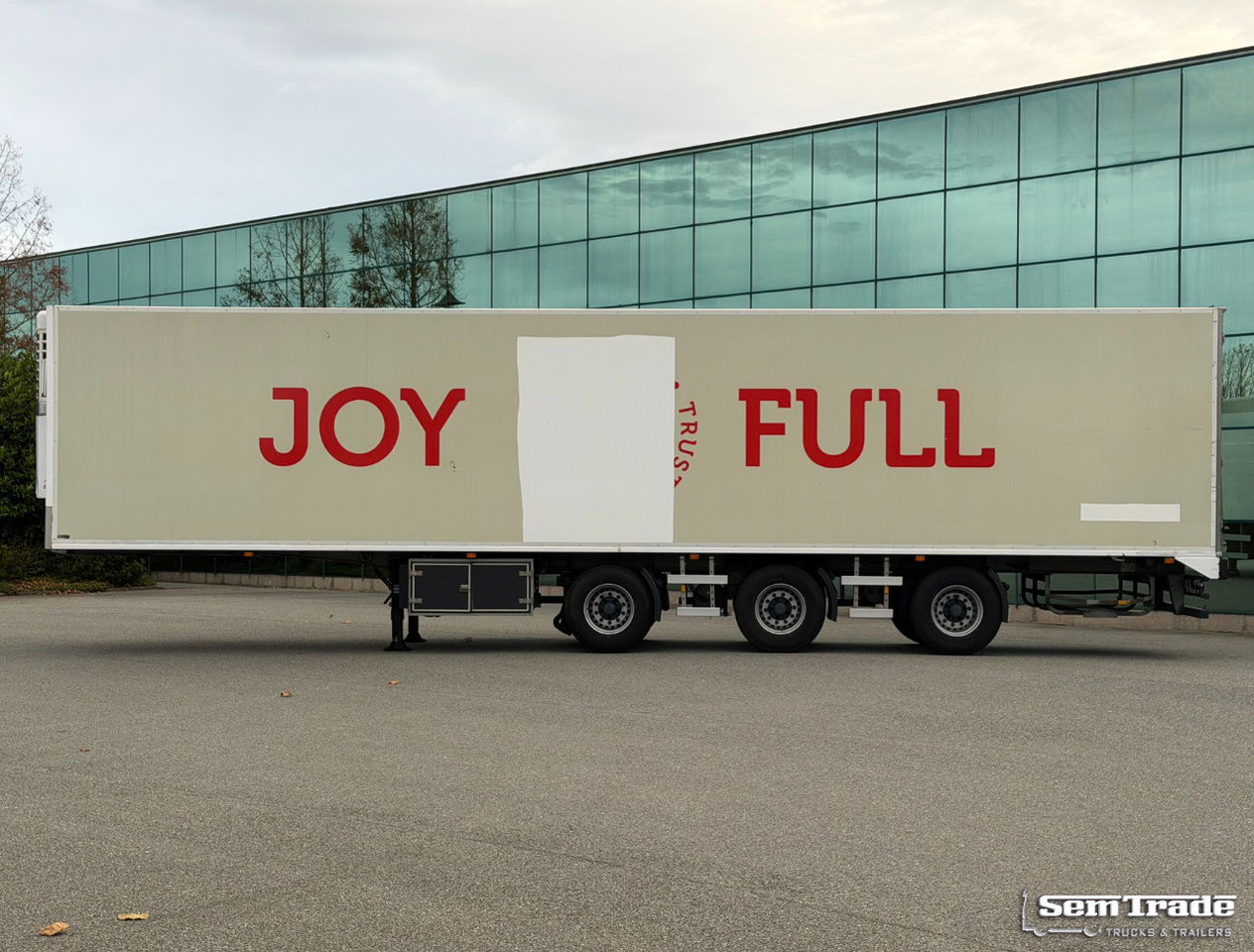 Pacton VAN Beurden Isolated BOX Thermo King SLe400 Steering Axle Holland-Trailer - Полуприцеп-рефрижератор: фото 2 Pacton VAN Beurden Isolated BOX Thermo King SLe400 Steering Axle Holland-Trailer - Полуприцеп-рефрижератор: фото 2