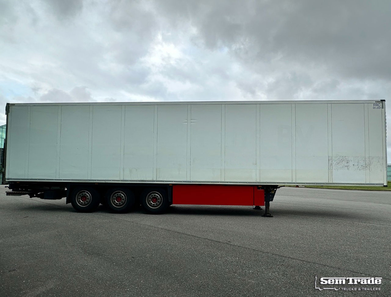 Schmitz Cargobull SCBS3B Schmitz Cooling Lift Axle Dhollandia Tail Lift NL-Trailer - Полуприцеп-рефрижератор: фото 5 Schmitz Cargobull SCBS3B Schmitz Cooling Lift Axle Dhollandia Tail Lift NL-Trailer - Полуприцеп-рефрижератор: фото 5