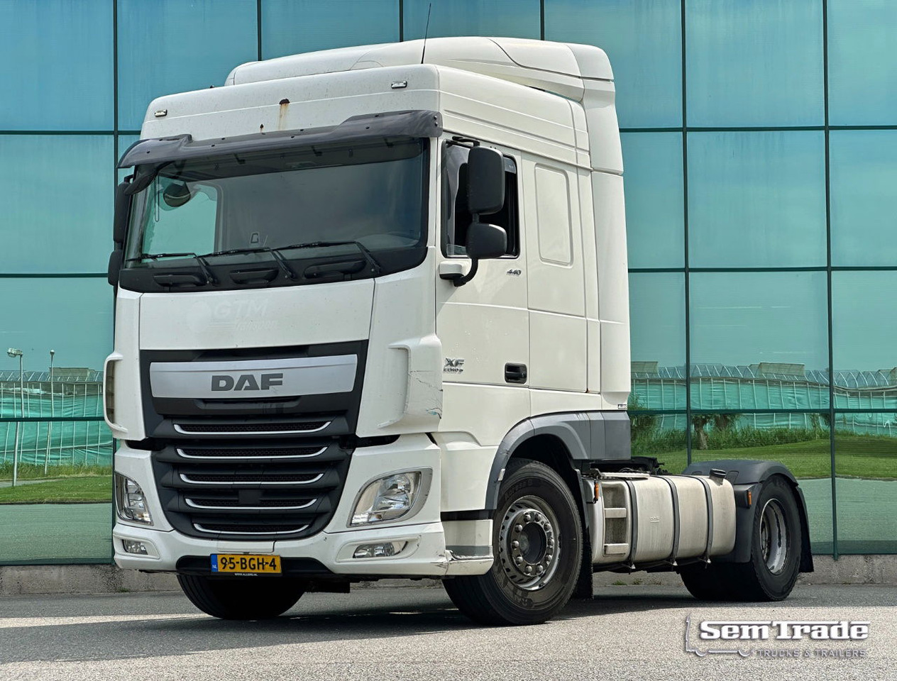 DAF XF 440 FT Intarder - Retarder 2x Tanks 772.000 KM NL Truck - Тягач: фото 1 DAF XF 440 FT Intarder - Retarder 2x Tanks 772.000 KM NL Truck - Тягач: фото 1