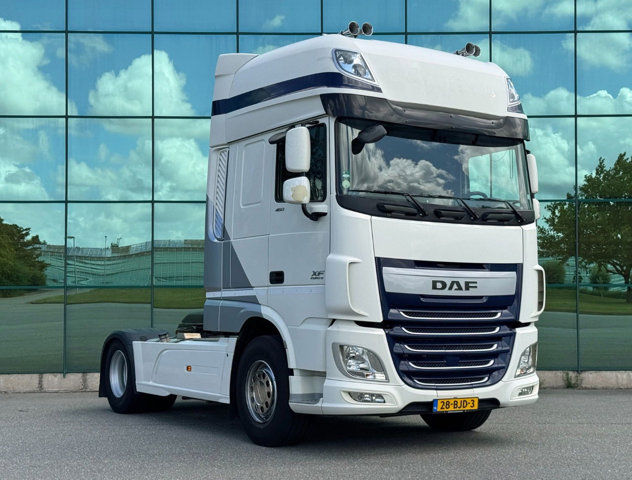 DAF XF 460 FT SSC 2x Tanks 685.000 KM Super Condition NL Truck 3 Pieces IN Stock - Тягач: фото 5 DAF XF 460 FT SSC 2x Tanks 685.000 KM Super Condition NL Truck 3 Pieces IN Stock - Тягач: фото 5