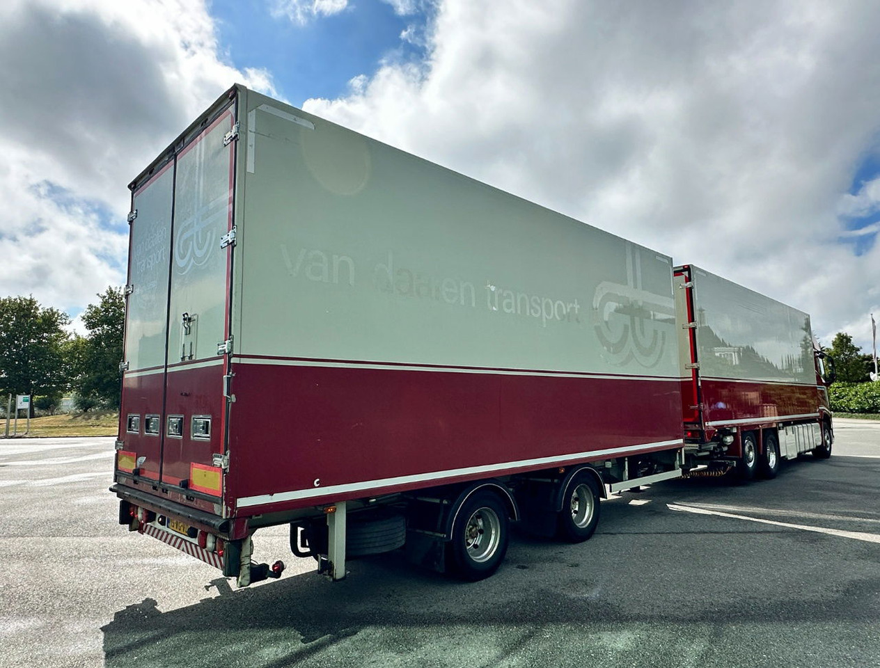 Volvo FH 500 I-Park Cool VAN Beurden Isolated Boxes Tail Lift TRS CoolING TOP Condition Holland-Combi - Рефрижератор: фото 4 Volvo FH 500 I-Park Cool VAN Beurden Isolated Boxes Tail Lift TRS CoolING TOP Condition Holland-Combi - Рефрижератор: фото 4
