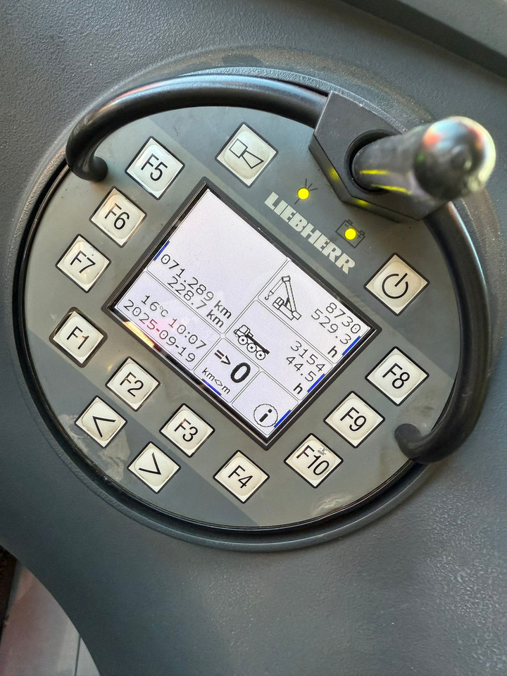 Мобильный кран LIEBHERR LTM 1350-6.1: фото 7 Мобильный кран LIEBHERR LTM 1350-6.1: фото 7