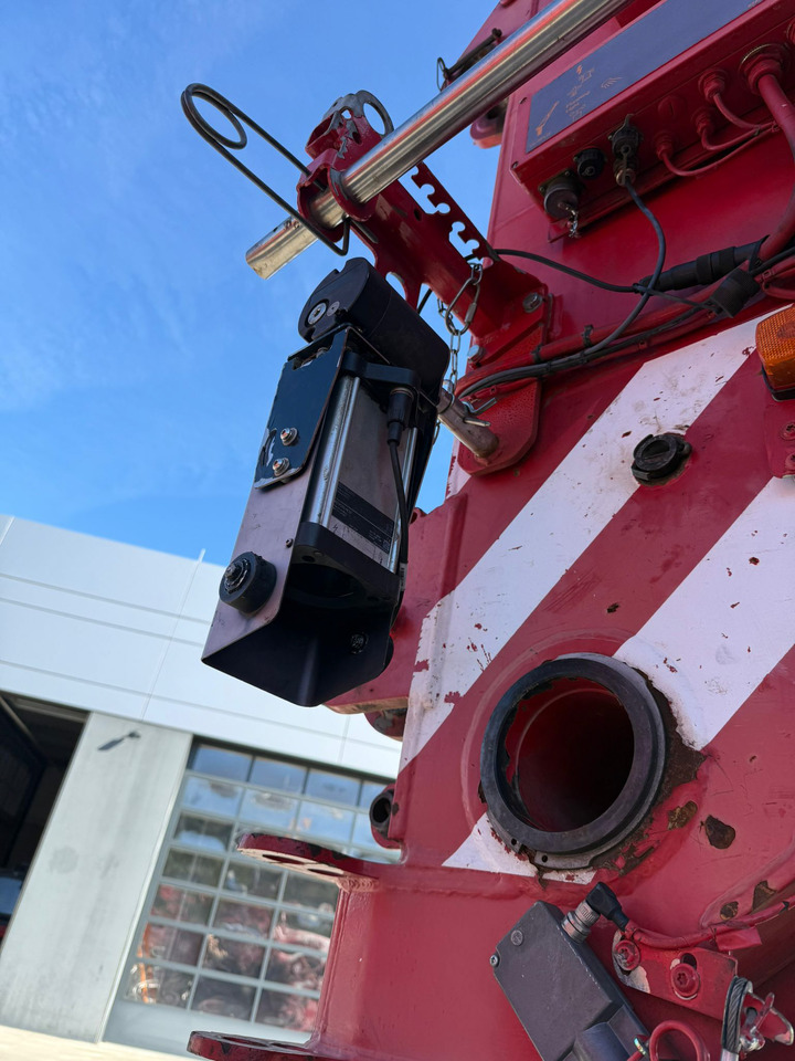 Мобильный кран LIEBHERR LTM 1350-6.1: фото 10 Мобильный кран LIEBHERR LTM 1350-6.1: фото 10