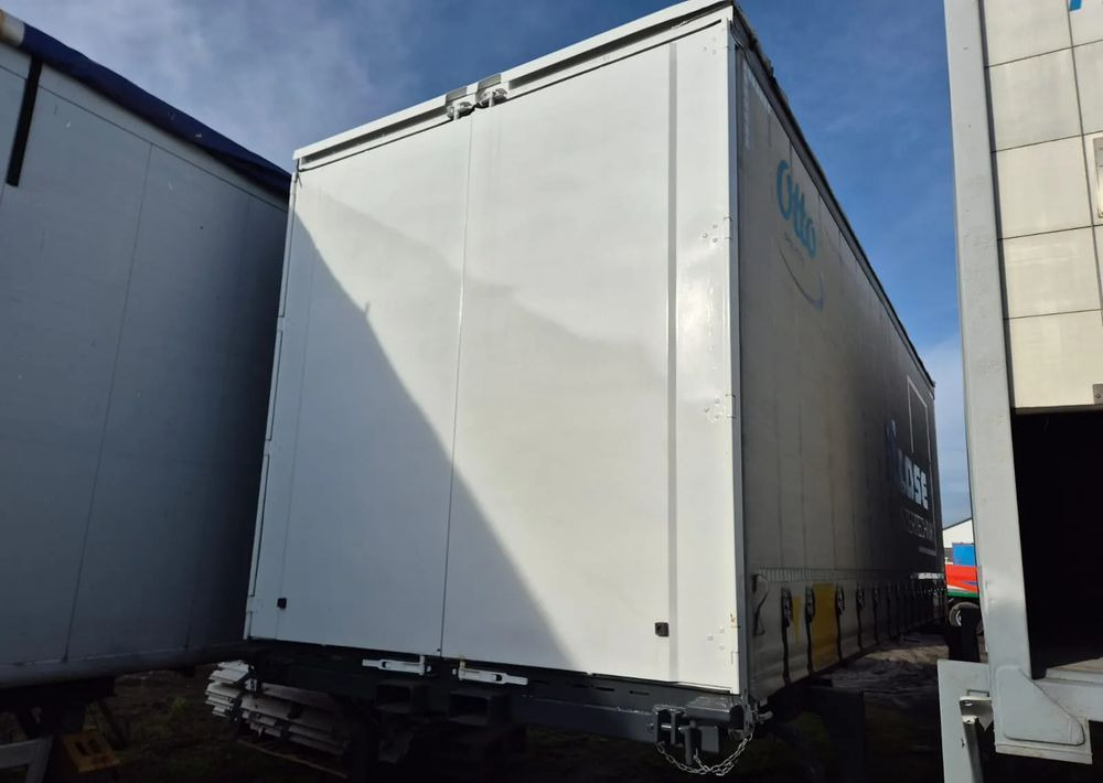 Krone - Тентованный кузов: фото 4 Krone - Тентованный кузов: фото 4