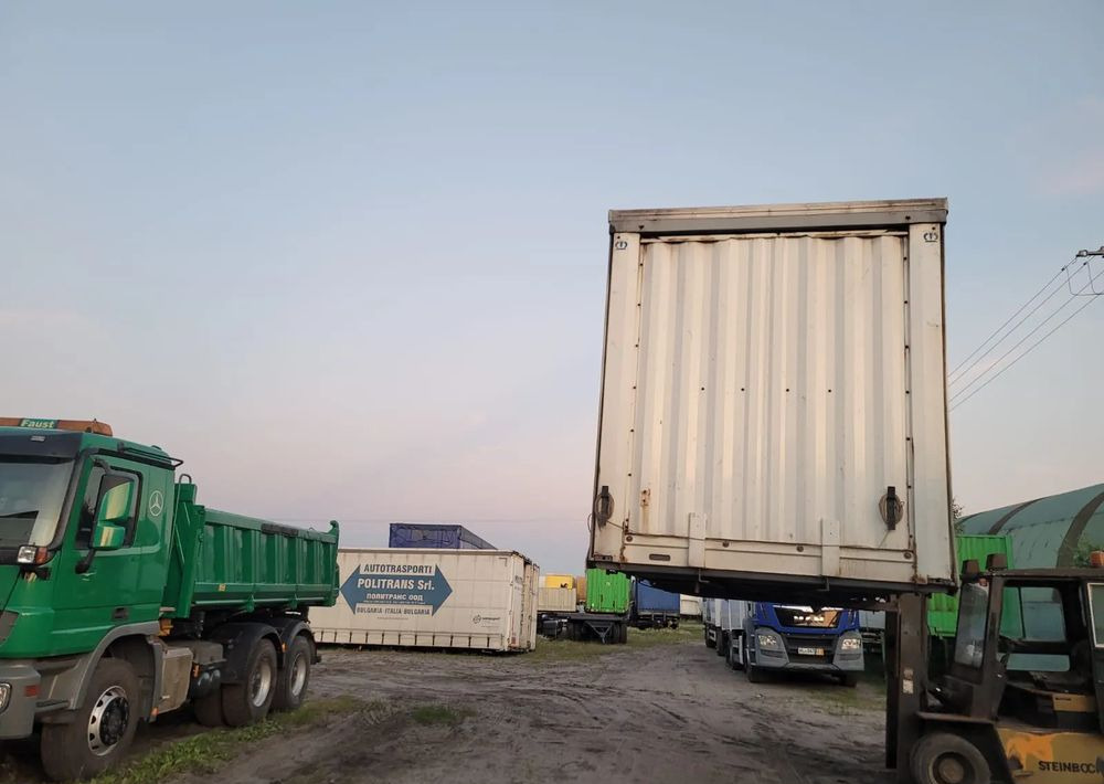 Krone Zabudowa Firanka - Тентованный кузов: фото 4 Krone Zabudowa Firanka - Тентованный кузов: фото 4