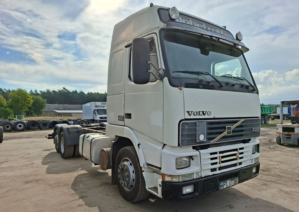 Volvo FH 420 6x2 - Грузовик-шасси: фото 2 Volvo FH 420 6x2 - Грузовик-шасси: фото 2