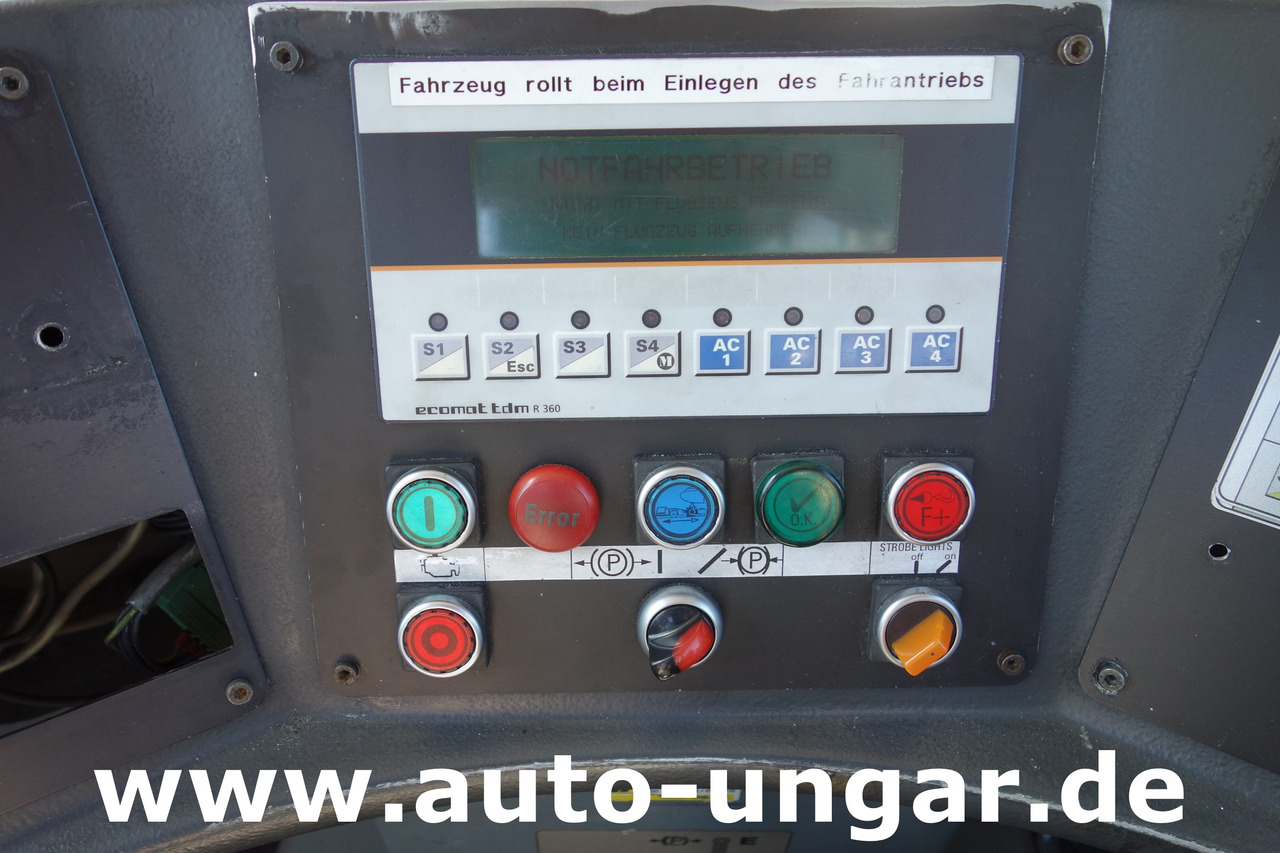 Аэродромный тягач GOLDHOFER AST-1 A500 Baujahr 1999 Push-Back towbarless Pushback Liebherr used GSE: фото 24 Аэродромный тягач GOLDHOFER AST-1 A500 Baujahr 1999 Push-Back towbarless Pushback Liebherr used GSE: фото 24