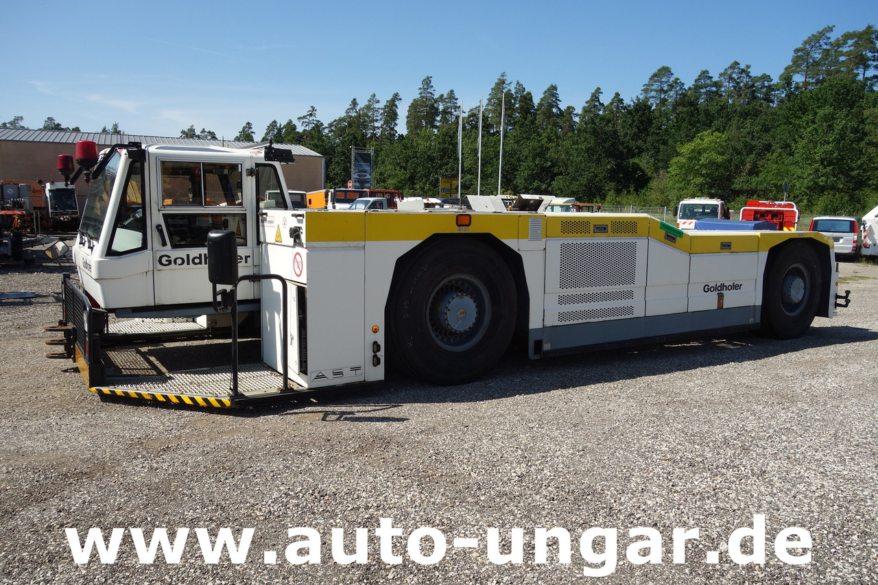 GOLDHOFER AST-1 A500 Baujahr 1999 Push-Back towbarless Pushback Liebherr used GSE - Аэродромный тягач: фото 5 GOLDHOFER AST-1 A500 Baujahr 1999 Push-Back towbarless Pushback Liebherr used GSE - Аэродромный тягач: фото 5