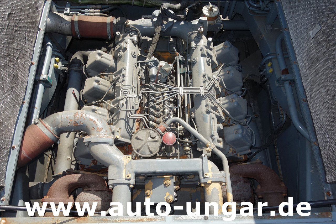 Аэродромный тягач GOLDHOFER AST-1 A500 Baujahr 1999 Push-Back towbarless Pushback Liebherr used GSE: фото 14 Аэродромный тягач GOLDHOFER AST-1 A500 Baujahr 1999 Push-Back towbarless Pushback Liebherr used GSE: фото 14