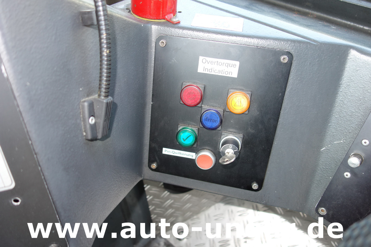 Аэродромный тягач GOLDHOFER AST-1 A500 Baujahr 1999 Push-Back towbarless Pushback Liebherr used GSE: фото 22 Аэродромный тягач GOLDHOFER AST-1 A500 Baujahr 1999 Push-Back towbarless Pushback Liebherr used GSE: фото 22