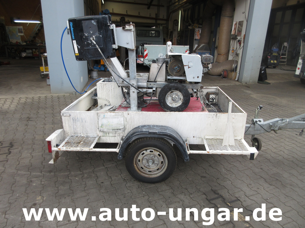 Graco Zebra 5 Airless Traceuse Markiermaschine Roadmarking Machine mit Trailer Hofmann - Асфальтоукладочная техника: фото 5 Graco Zebra 5 Airless Traceuse Markiermaschine Roadmarking Machine mit Trailer Hofmann - Асфальтоукладочная техника: фото 5