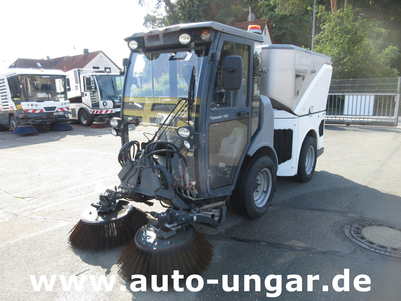 Hako Citymaster CM 1600 4x4 Kehrmaschine mit Kärcher am Heck - Подметально-уборочная машина: фото 3 Hako Citymaster CM 1600 4x4 Kehrmaschine mit Kärcher am Heck - Подметально-уборочная машина: фото 3