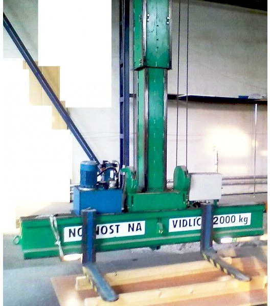 Demag +(CZ) Iteco (el. 2t/4.2m teleskop 25m - Кран: фото 1 Demag +(CZ) Iteco (el. 2t/4.2m teleskop 25m - Кран: фото 1