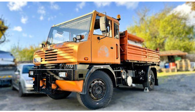 Praga 4x4 komunal NTS 265 + sypač - Самосвал: фото 1 Praga 4x4 komunal NTS 265 + sypač - Самосвал: фото 1