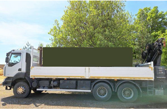 Renault Kerax 370 dxi - Грузовик бортовой/ Платформа, Автоманипулятор: фото 3 Renault Kerax 370 dxi - Грузовик бортовой/ Платформа, Автоманипулятор: фото 3