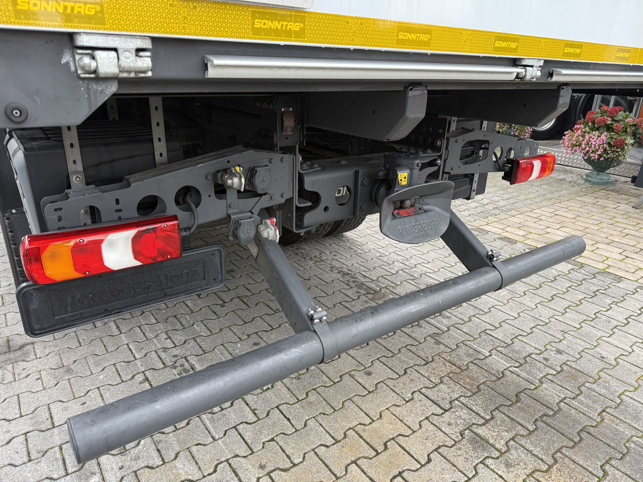 Mercedes-Benz Arocs 1827 AK 4X4 Ex- - Грузовик бортовой/ Платформа: фото 4 Mercedes-Benz Arocs 1827 AK 4X4 Ex- - Грузовик бортовой/ Платформа: фото 4