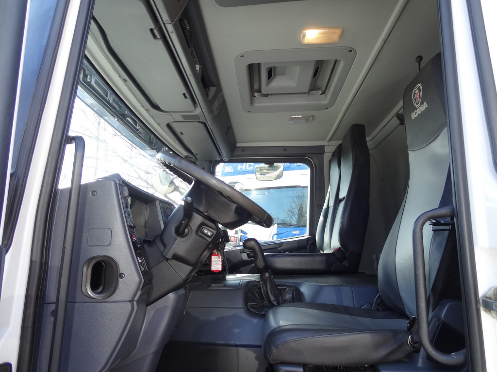Scania P230 4X2 Kran Atlas 92.2 A2 - Грузовик бортовой/ Платформа, Автоманипулятор: фото 5 Scania P230 4X2 Kran Atlas 92.2 A2 - Грузовик бортовой/ Платформа, Автоманипулятор: фото 5
