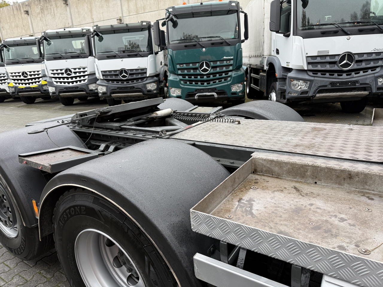 Mercedes-Benz Actros 2548 LS 6X2 Kran HMF 3220 bis 16 Meter - Тягач: фото 3 Mercedes-Benz Actros 2548 LS 6X2 Kran HMF 3220 bis 16 Meter - Тягач: фото 3