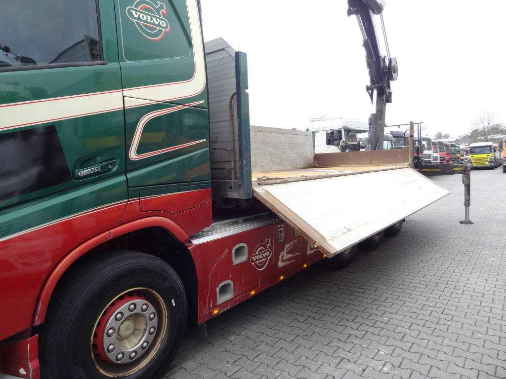 Volvo FH540 8X4 Kipper mit Kran Hiab 244-5 - Самосвал, Автоманипулятор: фото 2 Volvo FH540 8X4 Kipper mit Kran Hiab 244-5 - Самосвал, Автоманипулятор: фото 2