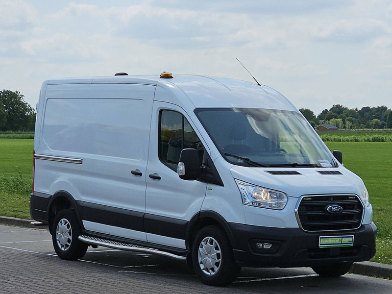 Ford Transit 2.0 TDCI 170 AUT. L2H2 - Цельнометаллический фургон: фото 5 Ford Transit 2.0 TDCI 170 AUT. L2H2 - Цельнометаллический фургон: фото 5