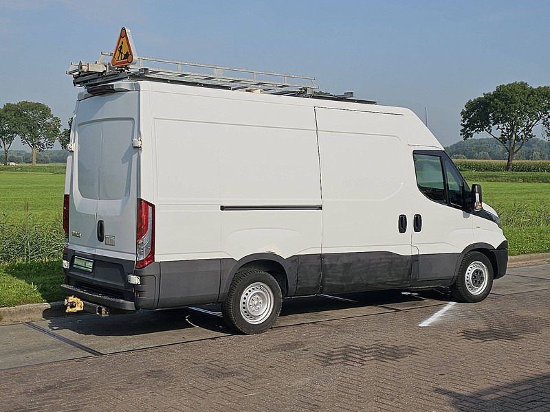 Iveco Daily 35S14 L2H2 Imperiaal Euro6 - Цельнометаллический фургон: фото 3 Iveco Daily 35S14 L2H2 Imperiaal Euro6 - Цельнометаллический фургон: фото 3