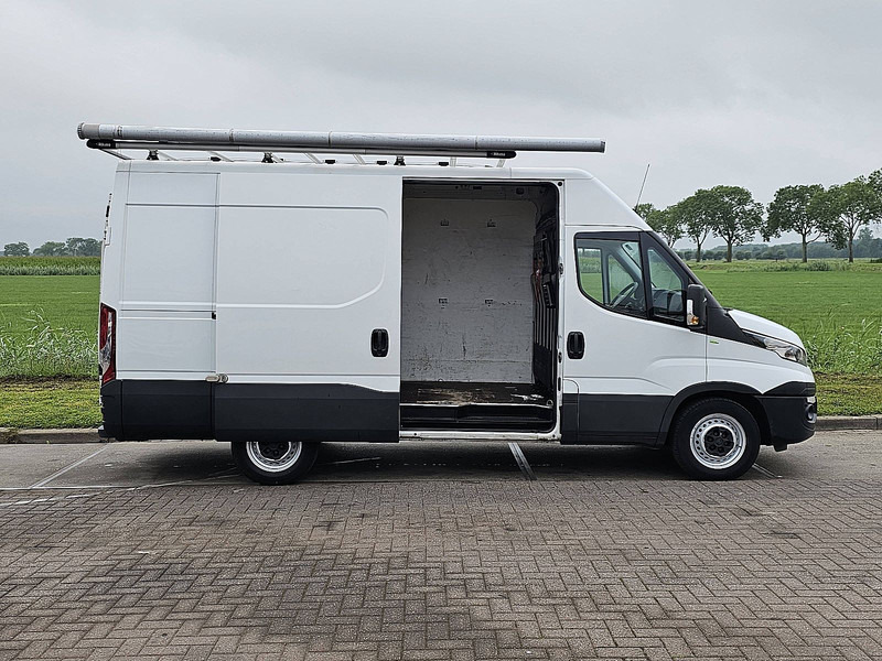 Цельнометаллический фургон Iveco Daily 35S16: фото 12