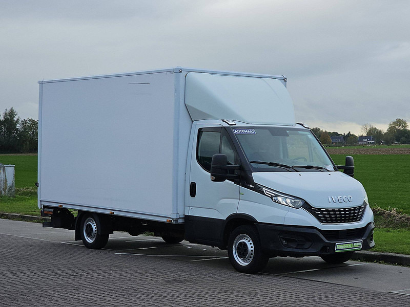Iveco Daily 35S18 3.0ltr ac aut. EUR6 - Фургон с закрытым кузовом: фото 5 Iveco Daily 35S18 3.0ltr ac aut. EUR6 - Фургон с закрытым кузовом: фото 5