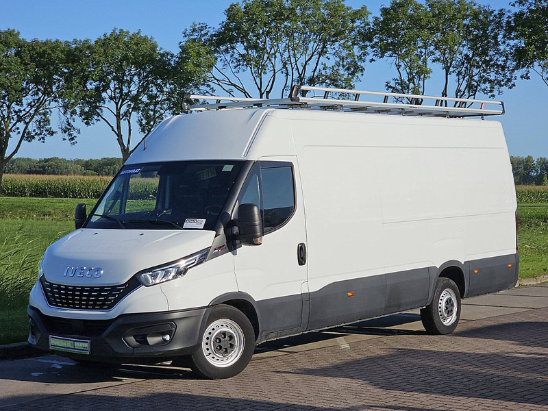 Iveco Daily 35S18 XL ac automaat EURO6 - Цельнометаллический фургон: фото 2 Iveco Daily 35S18 XL ac automaat EURO6 - Цельнометаллический фургон: фото 2