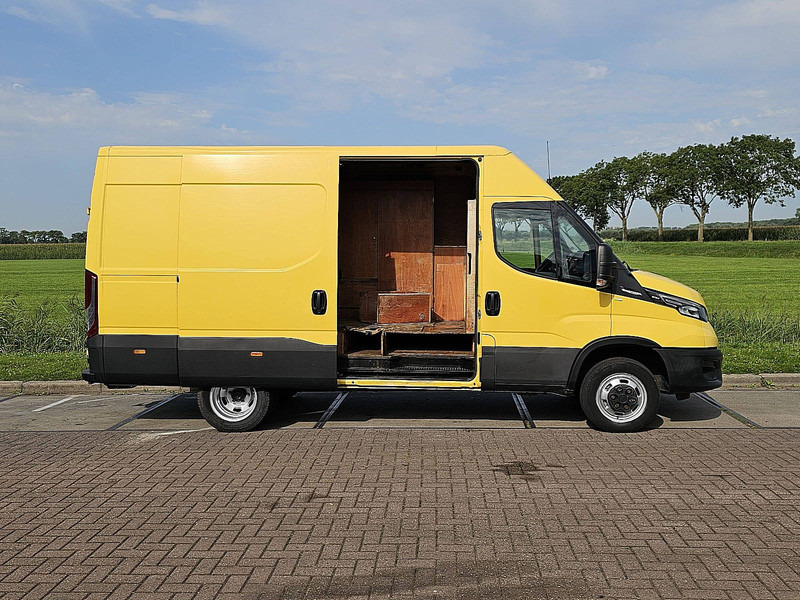 Цельнометаллический фургон Iveco Daily 50C18 3.0L AUT.  L2H2: фото 13
