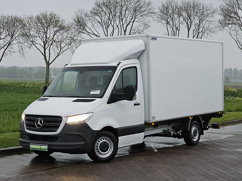 Mercedes-Benz Sprinter 314 Bakwagen Laadklep! - Фургон с закрытым кузовом: фото 2 Mercedes-Benz Sprinter 314 Bakwagen Laadklep! - Фургон с закрытым кузовом: фото 2