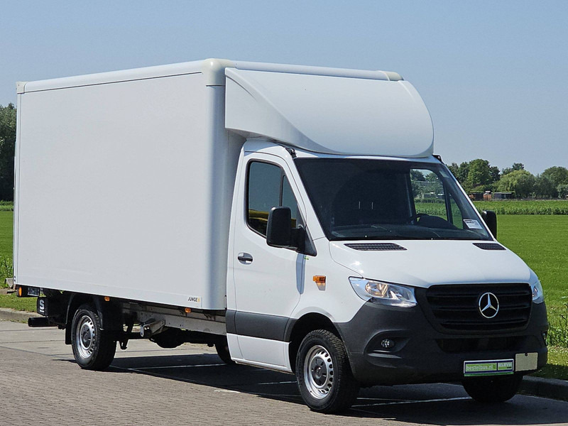 Mercedes-Benz Sprinter 317 Bakwagen Laadklep! - Фургон с закрытым кузовом: фото 5 Mercedes-Benz Sprinter 317 Bakwagen Laadklep! - Фургон с закрытым кузовом: фото 5