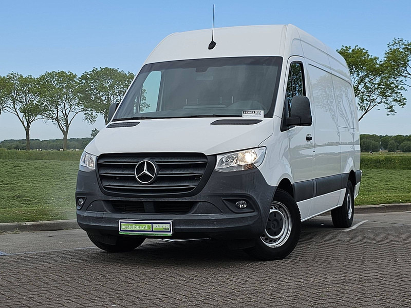 Mercedes-Benz Sprinter 319 3.0 V6 3.5T-Trekhaak - Цельнометаллический фургон: фото 1 Mercedes-Benz Sprinter 319 3.0 V6 3.5T-Trekhaak - Цельнометаллический фургон: фото 1