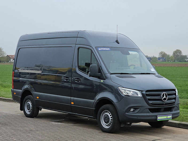Mercedes-Benz Sprinter 319 L2H2 V6 3.0 3.5T-AHG - Цельнометаллический фургон: фото 5 Mercedes-Benz Sprinter 319 L2H2 V6 3.0 3.5T-AHG - Цельнометаллический фургон: фото 5
