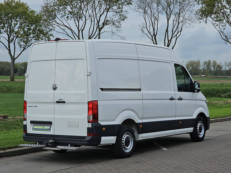 Volkswagen Crafter 35 2.0 L3H3 140Pk Euro6 AC! - Цельнометаллический фургон: фото 3 Volkswagen Crafter 35 2.0 L3H3 140Pk Euro6 AC! - Цельнометаллический фургон: фото 3