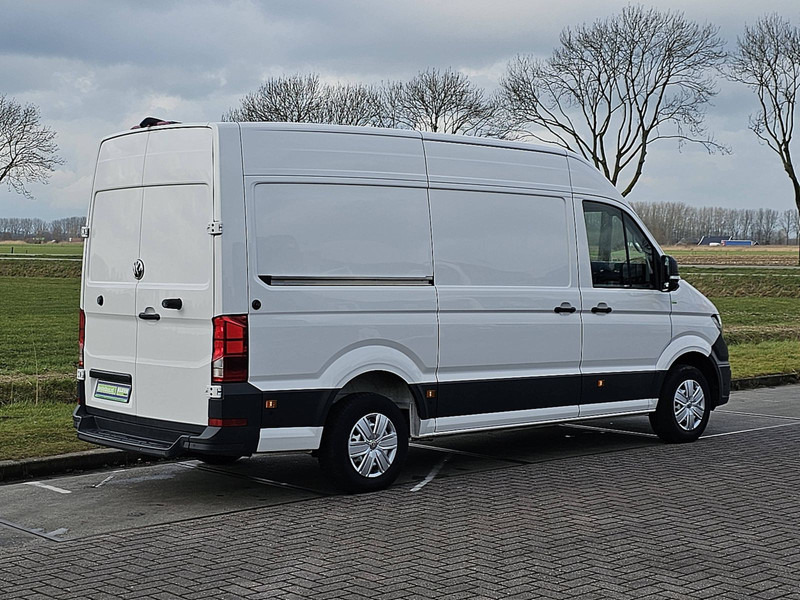 Volkswagen Crafter 35 2.0 L3H3 Automaat Euro6! - Цельнометаллический фургон: фото 3 Volkswagen Crafter 35 2.0 L3H3 Automaat Euro6! - Цельнометаллический фургон: фото 3