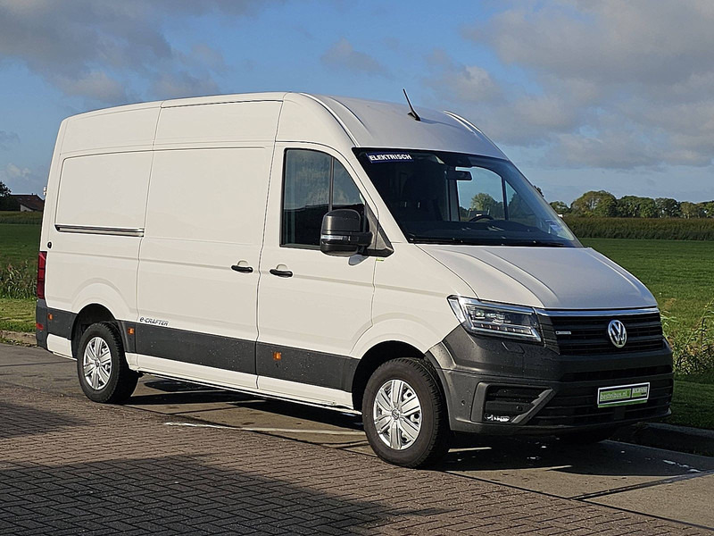 Volkswagen Crafter 35 E-CRAFTER L2H2 - Цельнометаллический фургон, Электрический фургон: фото 5 Volkswagen Crafter 35 E-CRAFTER L2H2 - Цельнометаллический фургон, Электрический фургон: фото 5