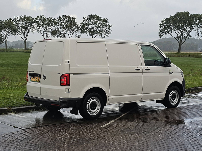 Volkswagen Transporter 2.0 TDI - Легковой фургон: фото 3 Volkswagen Transporter 2.0 TDI - Легковой фургон: фото 3