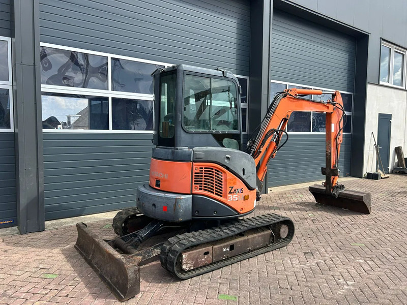 Hitachi ZX35U-2 - Мини-экскаватор: фото 4 Hitachi ZX35U-2 - Мини-экскаватор: фото 4