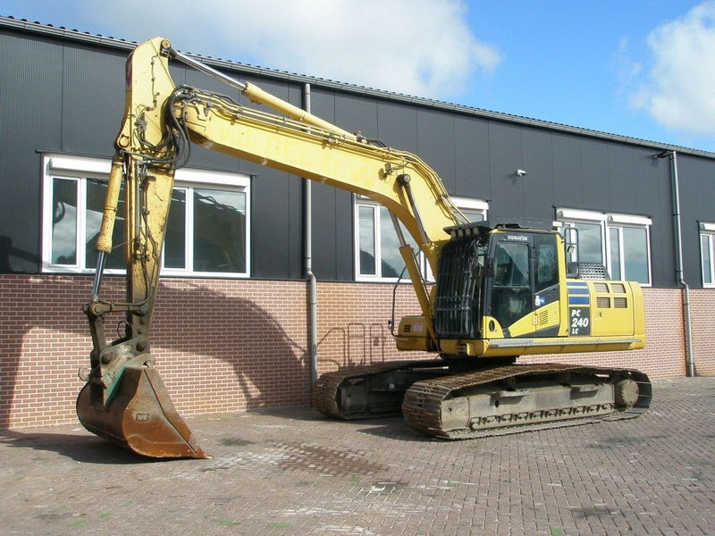 Komatsu PC 240LC-10 - Гусеничный экскаватор: фото 1 Komatsu PC 240LC-10 - Гусеничный экскаватор: фото 1