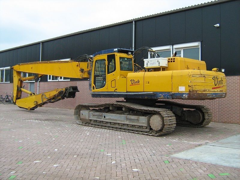 Komatsu PC 450HRD-8 - Гусеничный экскаватор: фото 3 Komatsu PC 450HRD-8 - Гусеничный экскаватор: фото 3