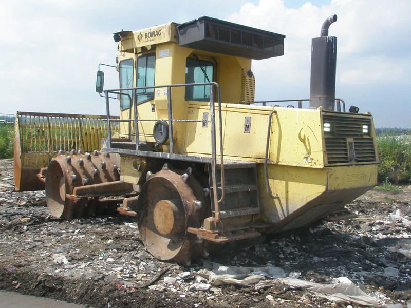 Bomag BC571 RB - Строительная техника: фото 3 Bomag BC571 RB - Строительная техника: фото 3