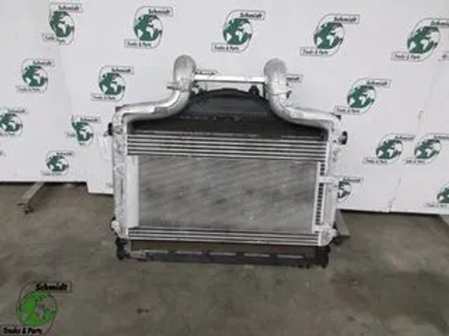 DAF 2116742//2049371//1909457 DAF CF XF 410 EURO 6 MODEL 2020 - Радиатор для Грузовиков: фото 4 DAF 2116742//2049371//1909457 DAF CF XF 410 EURO 6 MODEL 2020 - Радиатор для Грузовиков: фото 4