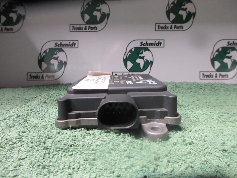 DAF 2203833 RADAR SENSOR EURO 6 LF 290 MODEL 2021 - Электрическая система для Грузовиков: фото 4 DAF 2203833 RADAR SENSOR EURO 6 LF 290 MODEL 2021 - Электрическая система для Грузовиков: фото 4