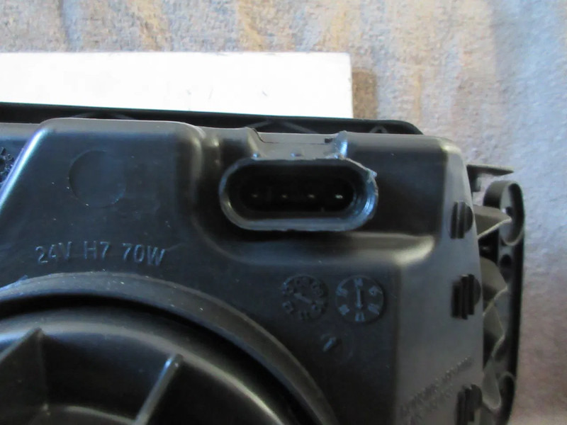 Iveco 504238117 KOPLAMP LINKS IVECO STRALIS MODEL EURO 5 NIEUWE EN GEBRUIKT - Передняя фара для Грузовиков: фото 5 Iveco 504238117 KOPLAMP LINKS IVECO STRALIS MODEL EURO 5 NIEUWE EN GEBRUIKT - Передняя фара для Грузовиков: фото 5